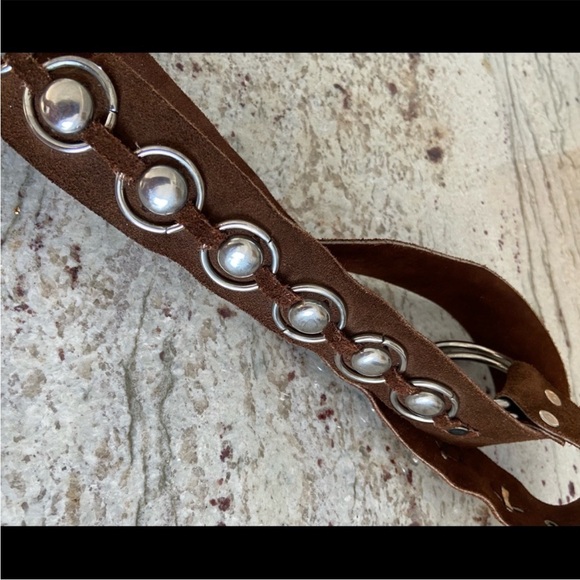Accessories - Brown suede and metal belt